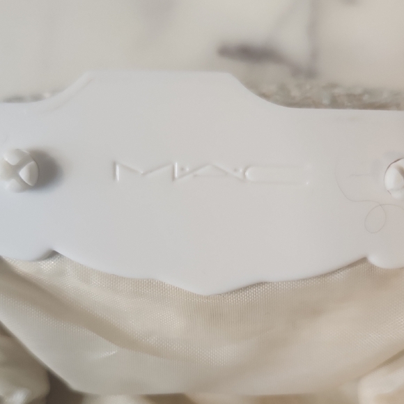 Vintage | MAC Cosmetics Mini Bag in White Metallic Tweed - Picture 3 of 7